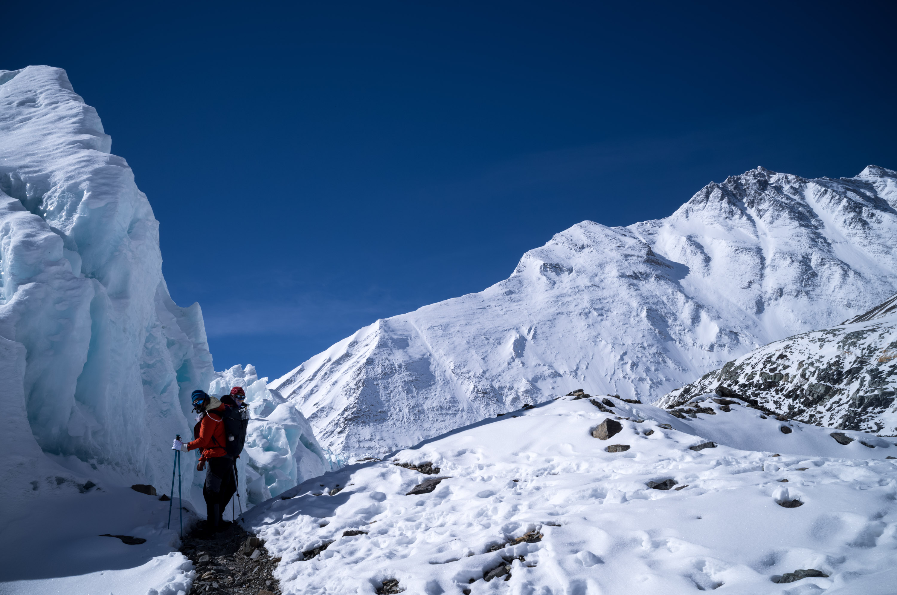 海拔 6300 米的珠峰北坡