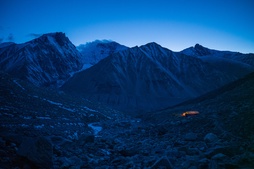 Hike in Mt Qomolangma area. 珠峰北坡徒步 (a)